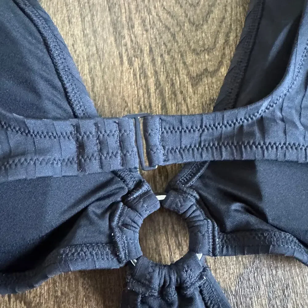 Aerie Womens Black Ribbed Cut Out Ring One Piece Monokini Swim Suit Size Large
